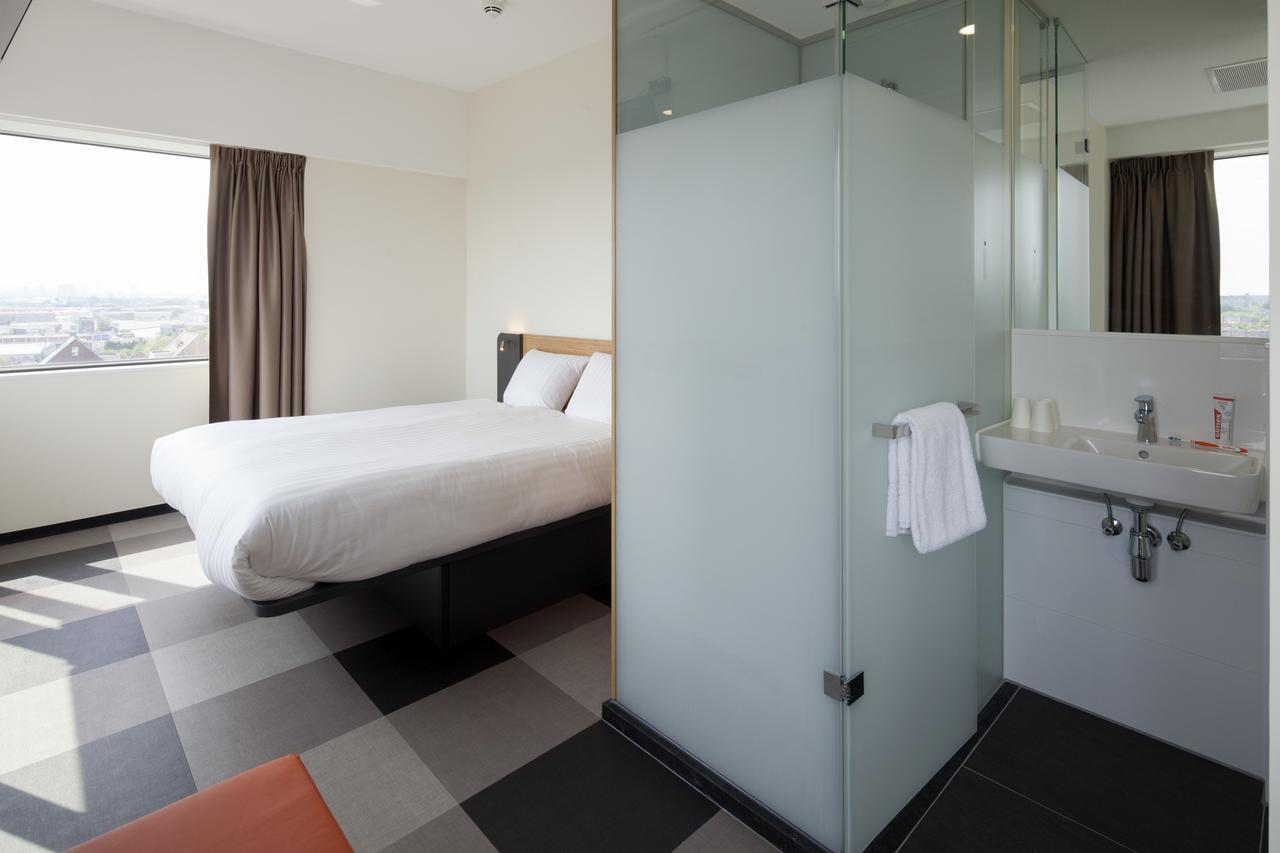 Easyhotel Amsterdam Hotel